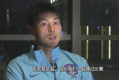 上课被女同桌摸硬了