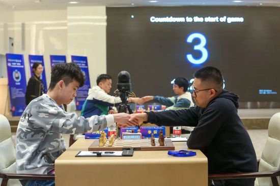亚洲综合色自拍一区