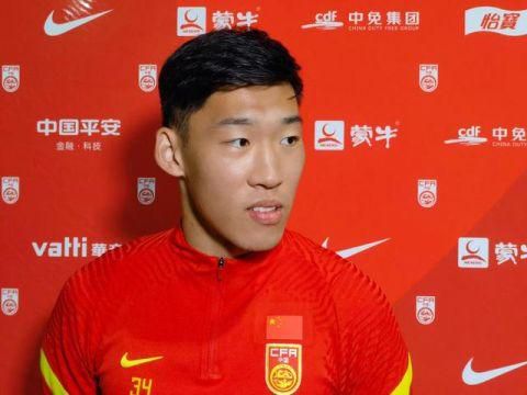 小嫩模无套内谢第一次